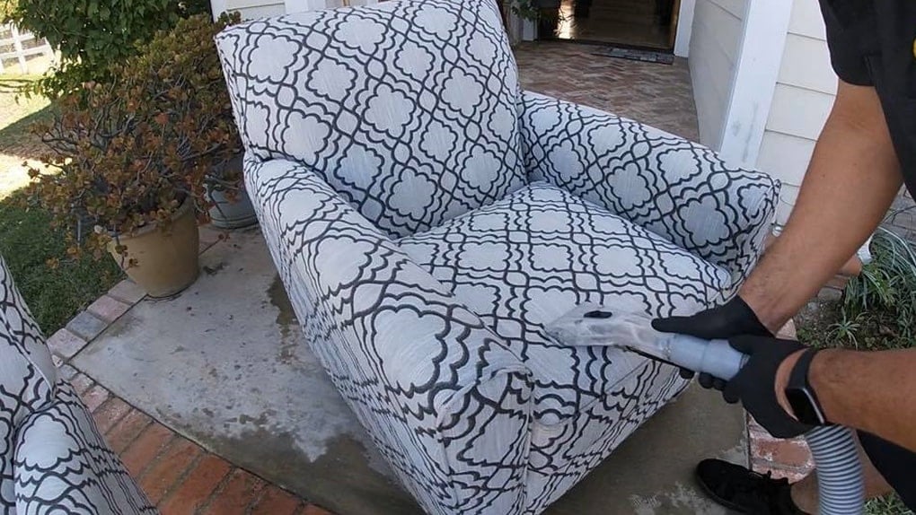 upholstery cleaning service in ventura